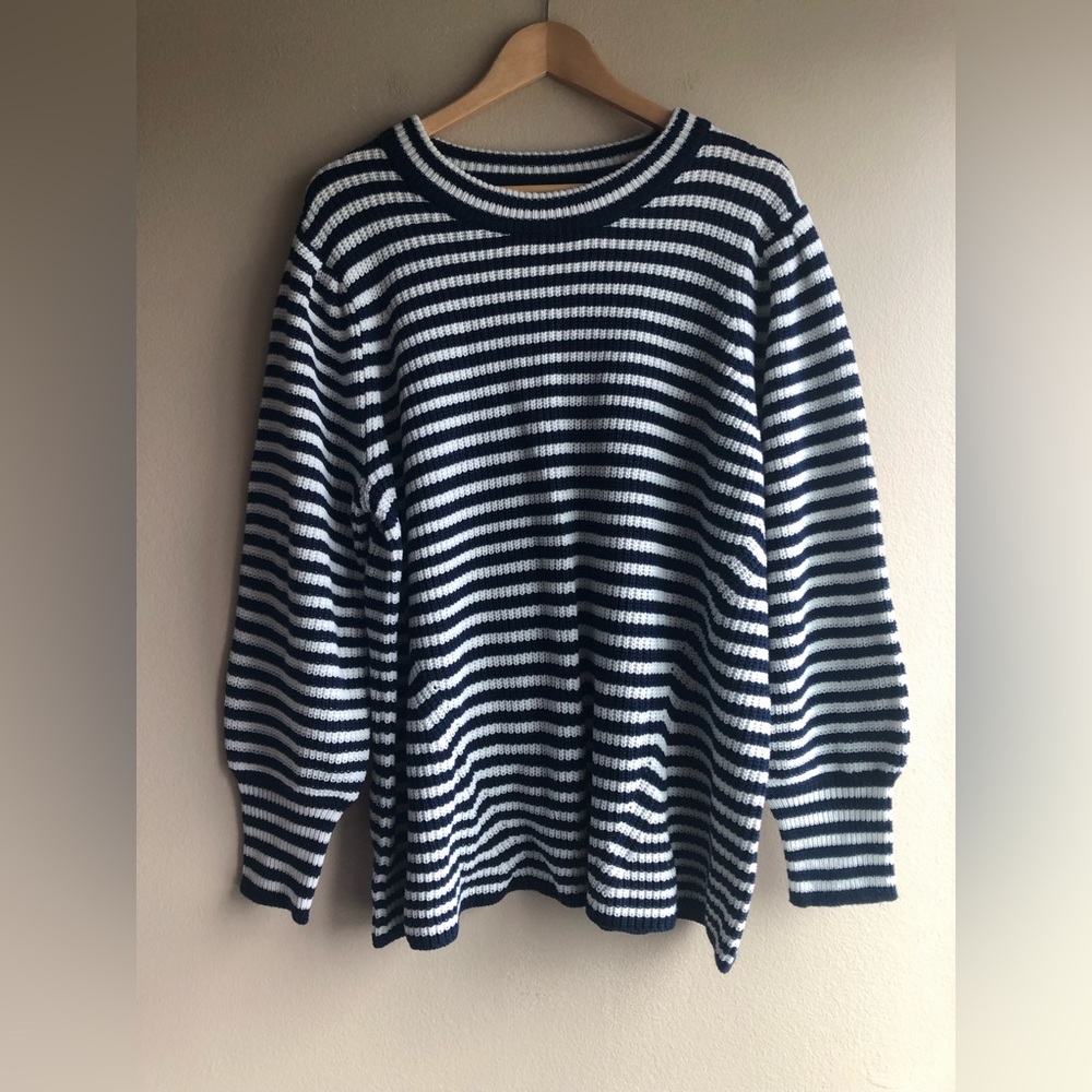 Fever Women’s Crew Neck Stripe Knit Navy White Puffed Sleeves Sweater Size 2XL